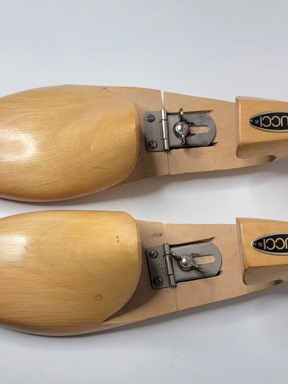 Gucci Vintage D. Mackay. New York Adjustable Wooden Shoe Tree Stretchers